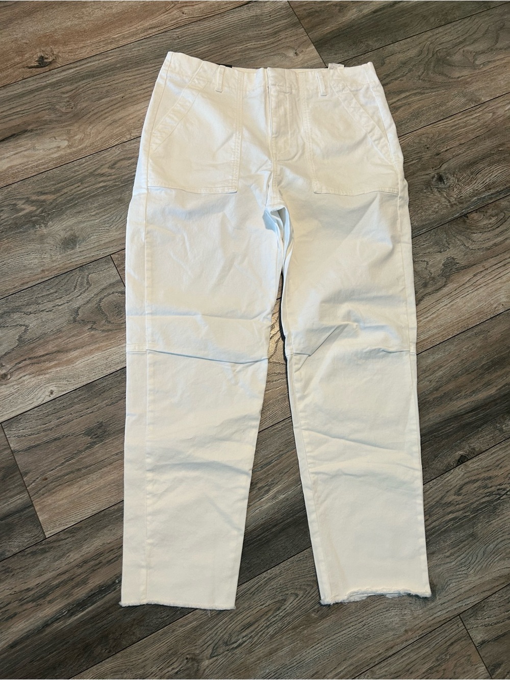 Nwt’s Banana Republic Authentic Chino Girlfriend Fit Size 6 Pants White Ankle